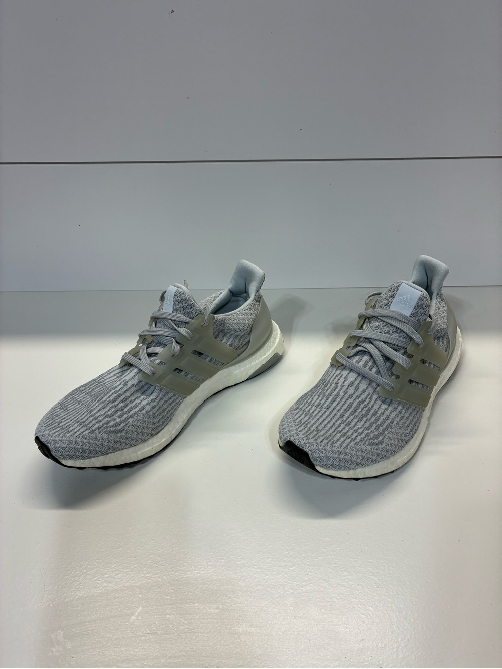 adidas Ultraboost 3.0 Clear Grey 7.5 mens 9 womens.